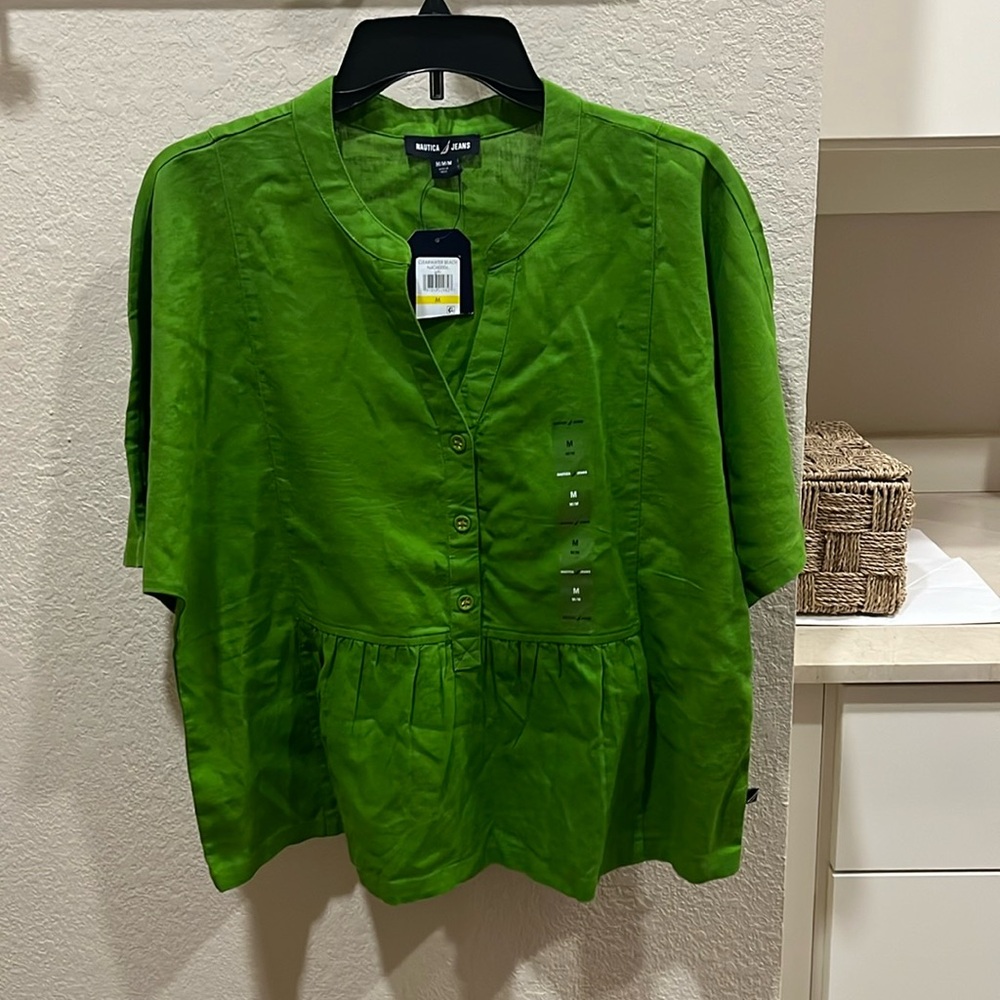 Super cute peplum top